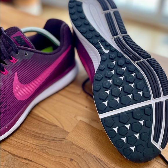 Women’s Nike Zoom Pegasus 34 running shoes - size US 11 - Picture 3 of 4